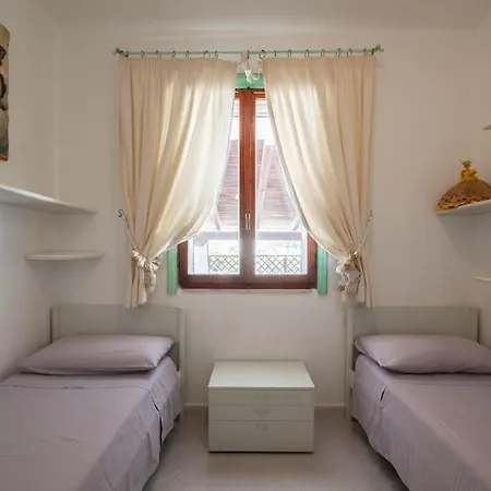 Villa House, Just 1 Minute From The