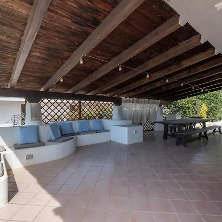 House, Just 1 Minute From The Villa