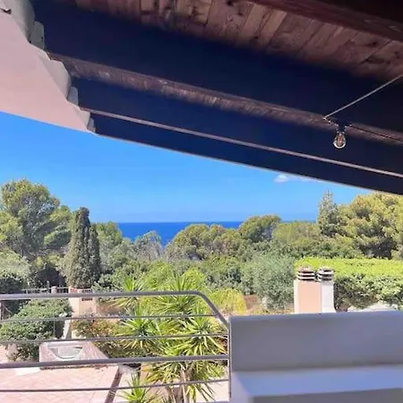 House, Just 1 Minute From The Villa