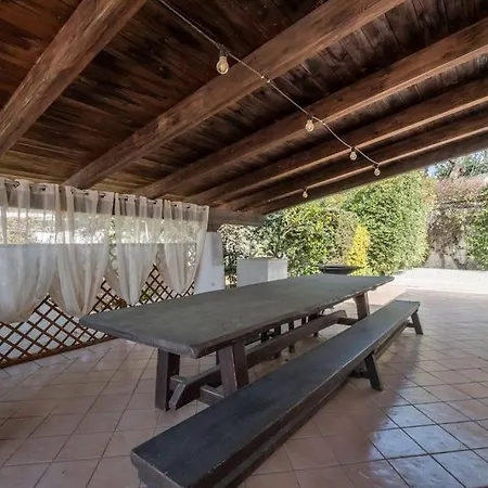 House, Just 1 Minute From The Villa